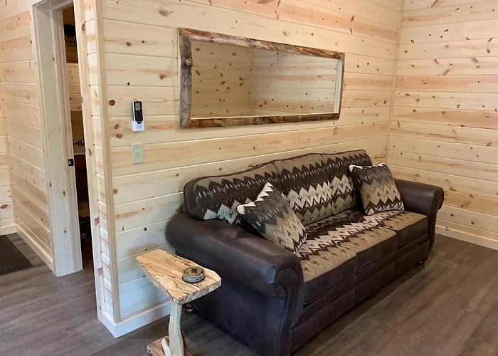 Waterview Lodge By Amish Country Lodging